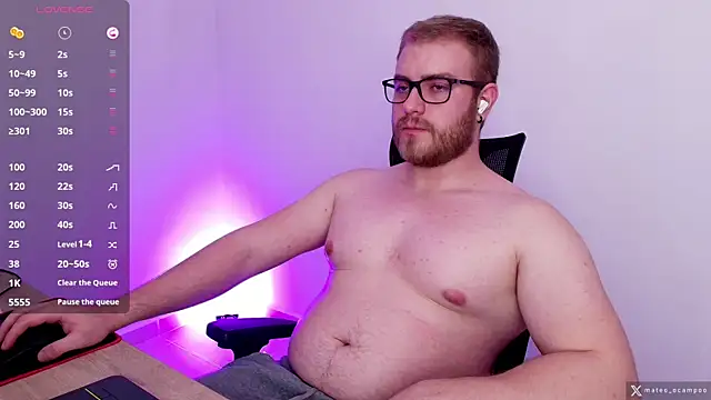 mateo_ocampo's Webcam Show