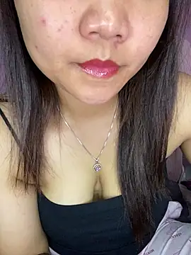 XXX chat uživo modela Sunset-yll
