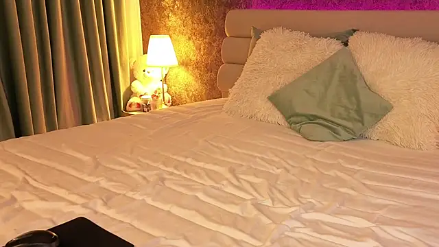 ChloeBelleX Adlı Modelin Canlı XXX Sohbeti