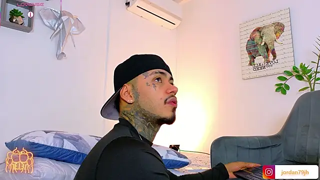 JordanSmiith_ 即時 XXX 聊天