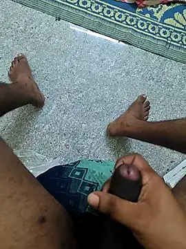 Romantic_boy143 Chat XXX in diretta