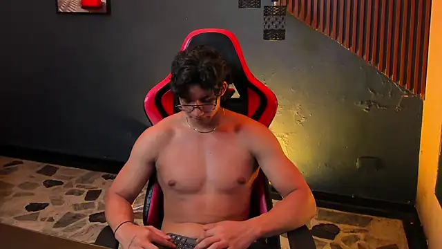 Axxel_Muscle: απευθείας συνομιλία ΧΧΧ