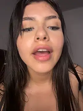 hurrem_18 élő XXX-chatje