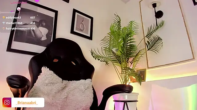 Czat XXX na żywo – brianahill_