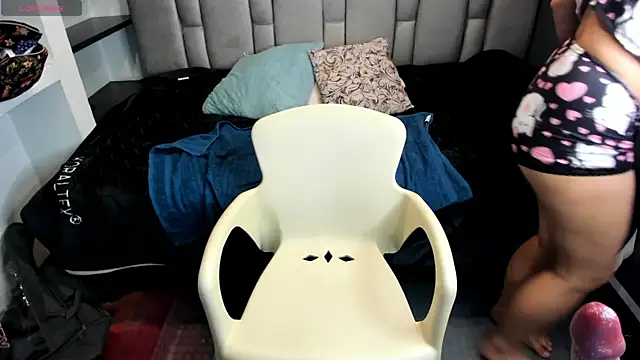 Kiara_Cruz__のライブXXXチャット