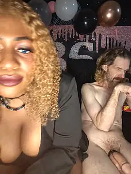 AmazonianMistress' Live XXX Chat