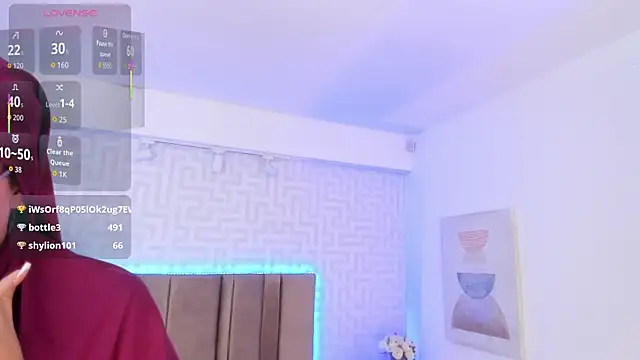 Chat XXX en directo de naishaa_
