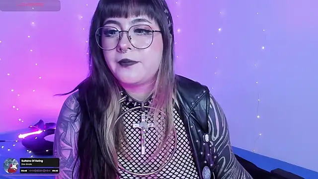 Hallucigenia_'s Live XXX Chat