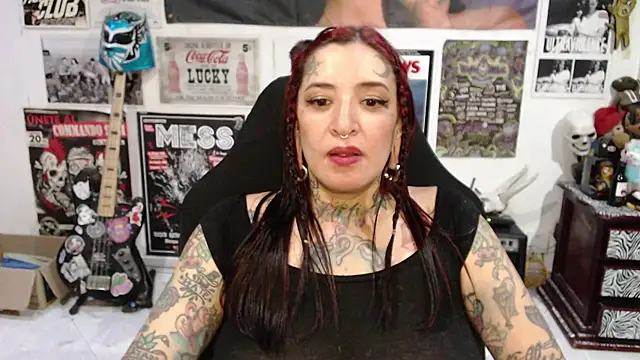 Rollyderolandia666 – Live XXX-chat