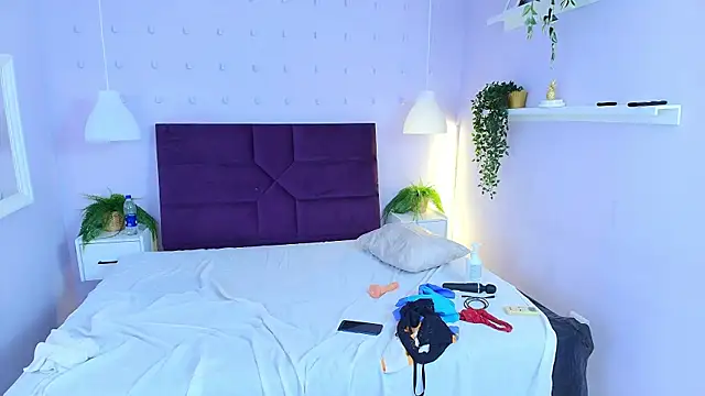 Sirenyrouss' Live XXX Chat