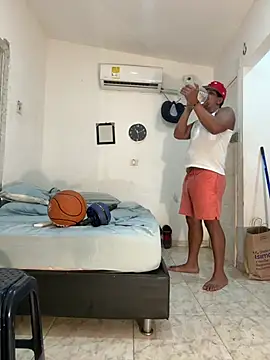 bigdick211292: διαδικτυακό σόου στην κάμερα