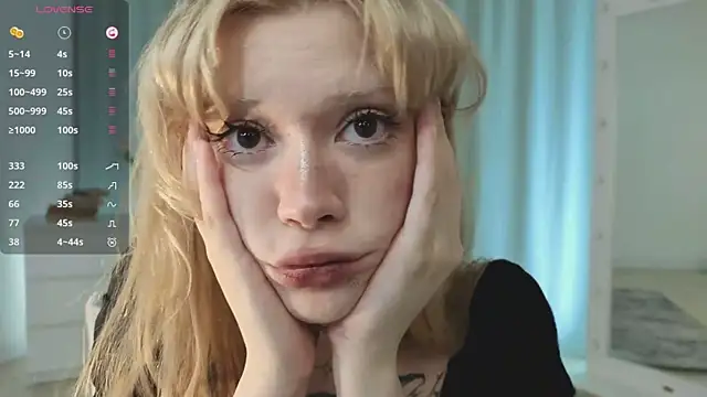 boobsybootie's Live XXX Chat