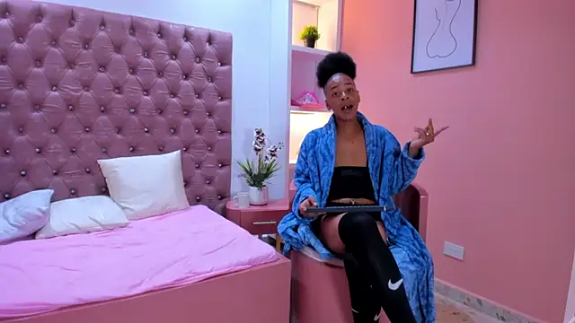 TenderTeacher's Live XXX Chat