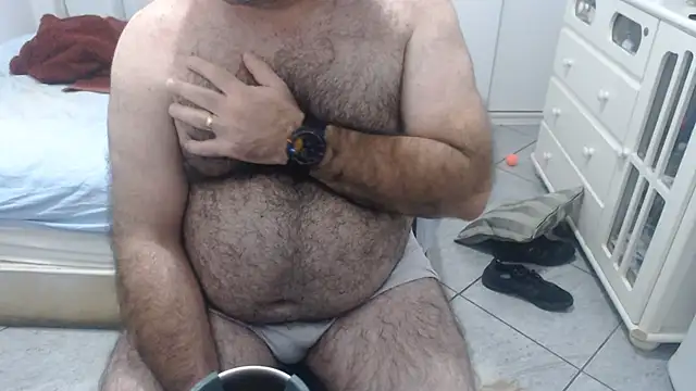 Chat +18 de MysterBearMG ao vivo