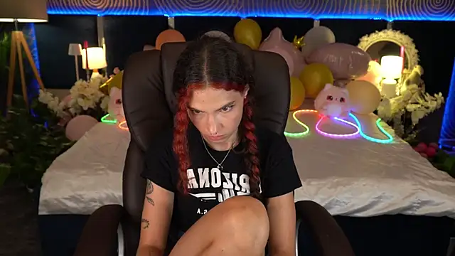 Czat XXX na żywo – BabyFlowerr