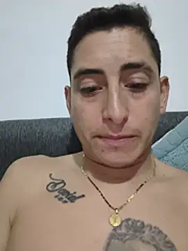 Tiger_cryad élő XXX-chatje