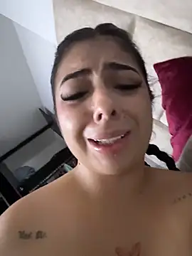 xoxo_sol Adlı Modelin Canlı XXX Sohbeti
