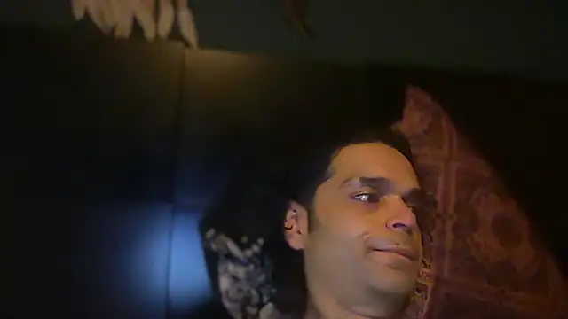 icebergslim281 লাইভ XXX চ্যাট