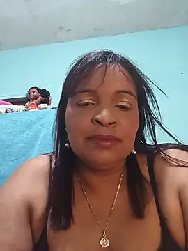 Stepmom_violet 现场XXX聊天