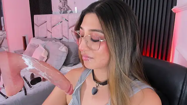 Gabrielakassi's Live XXX Chat