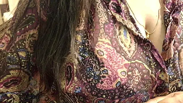 hey_rhea's Live XXX Chat