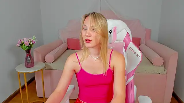 Chatroom XXX en direct de ElaraVoltage