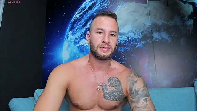 Онлайн чат XXX delessandro_world