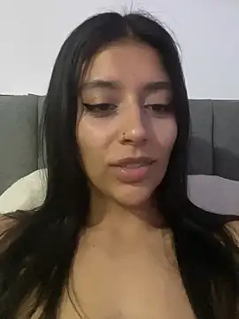 BrittanyDiaz: онлайн-секс-чат