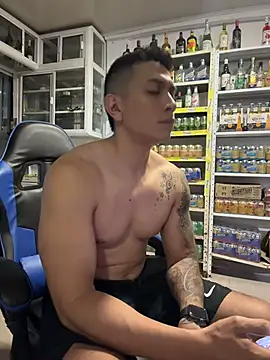 OliverWest04 Live XXX-Chat