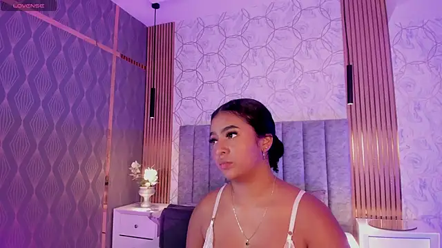 SofiiCruz's Live XXX Chat
