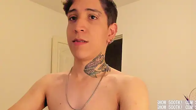 Michael_v77 live XXX chat