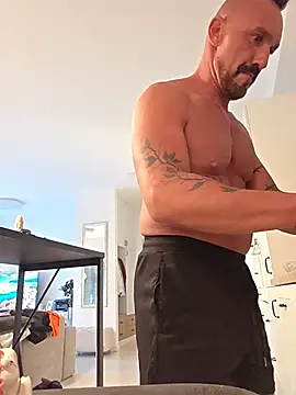Czat XXX na żywo – publicnakedman