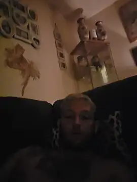 10AlphaPapa01 Live XXX-Chat