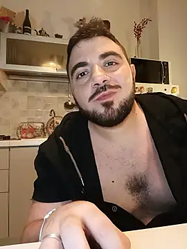 bear_skinny Adlı Modelin Canlı XXX Sohbeti