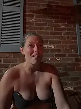 amberhotts2025's Webcam Show