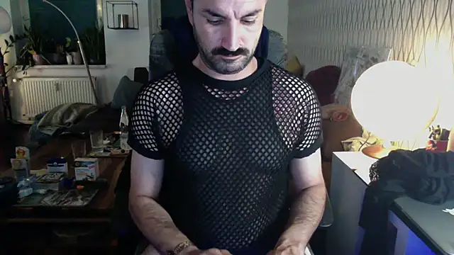 tomz0819 Chat XXX in diretta