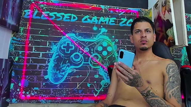 Chat +18 de Klaar_Blessed ao vivo
