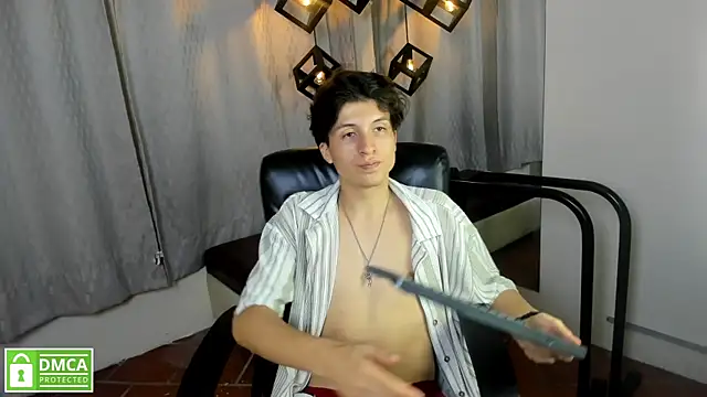 Marcoviolet Live XXX-chat