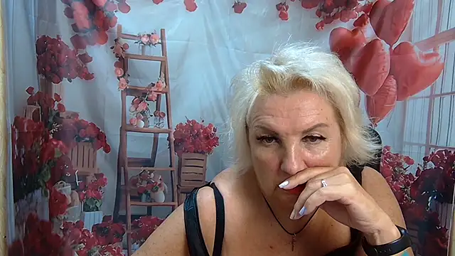 RenataDaster's Live XXX Chat