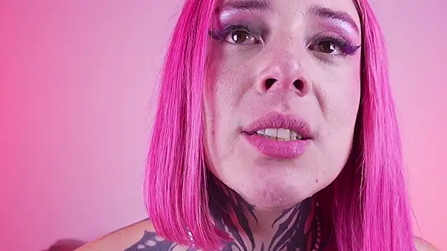 mystikdollx's Live XXX Chat