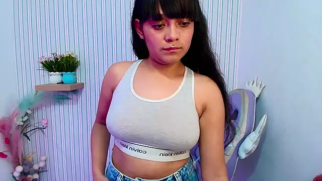 kataleya__18's Live XXX Chat