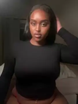 Realriyaaa's Webcam Show