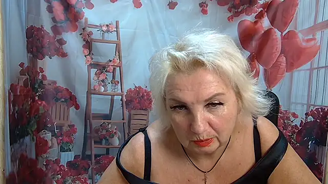 RenataDaster's Live XXX Chat