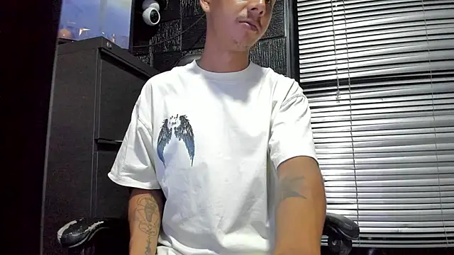 boy_bigcock24cm – webcam-show