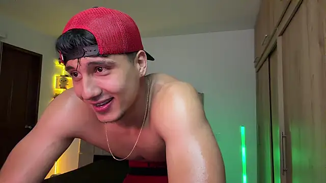Chat +18 de CHRIS_MORGAN1 ao vivo