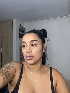 KatalinnaBrown's Live XXX Chat