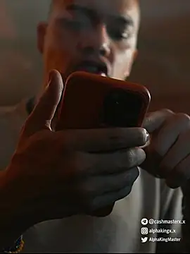 AlphaMasterXxx 라이브 XXX 채팅
