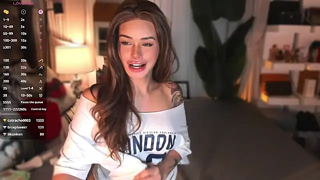 Živý XXX chat ParisianDoll
