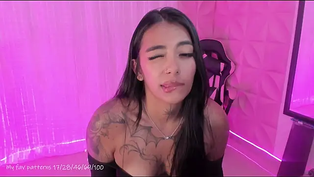 NattGomez élő XXX-chatje