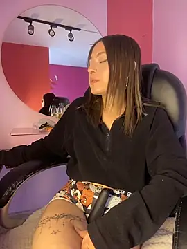 PrettyAmber Live XXX Chat